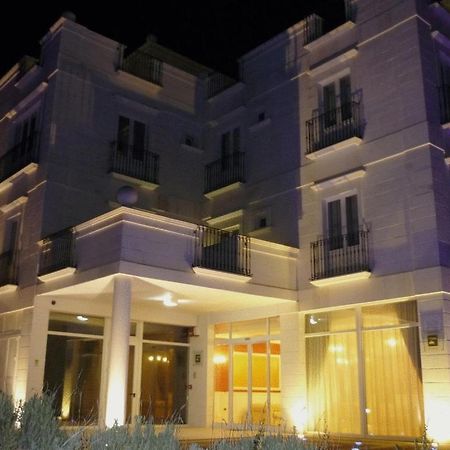Hotel Madonna Delle Grazie เชจลีเมสซาปิกา ภายนอก รูปภาพ