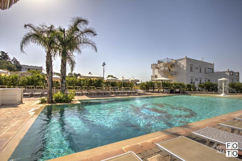 Hotel Madonna Delle Grazie เชจลีเมสซาปิกา ภายนอก รูปภาพ