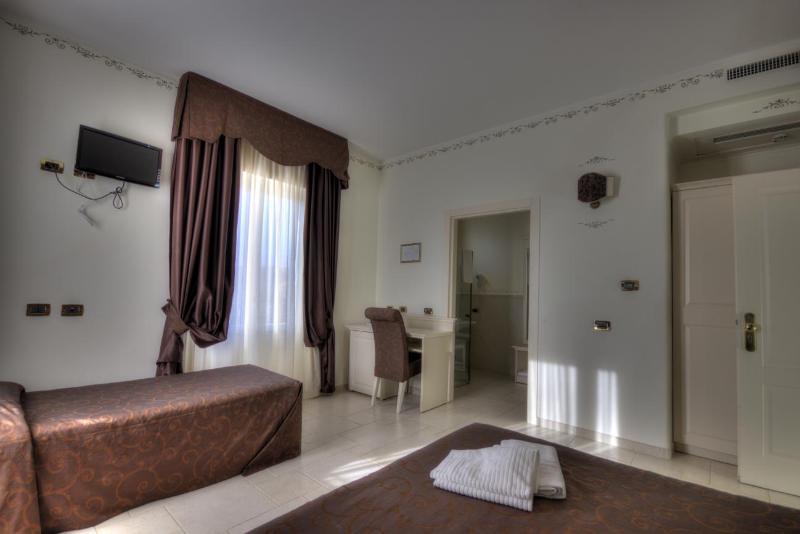 Hotel Madonna Delle Grazie เชจลีเมสซาปิกา ภายนอก รูปภาพ