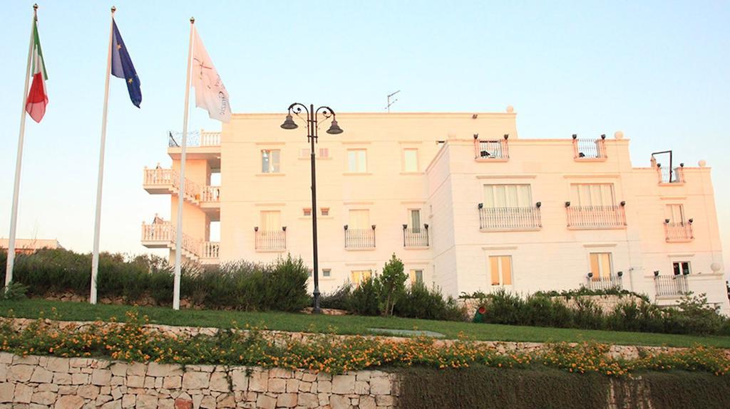 Hotel Madonna Delle Grazie เชจลีเมสซาปิกา ภายนอก รูปภาพ